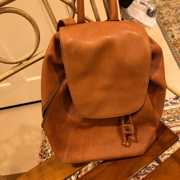 Leather backpack - Picture 6 of 8